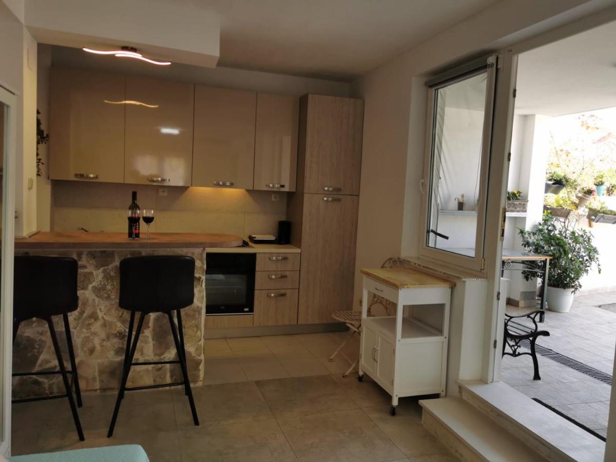 Near Beach Studio Каштела Екстер'єр фото