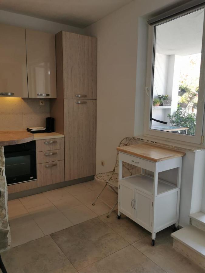 Near Beach Studio Каштела Екстер'єр фото